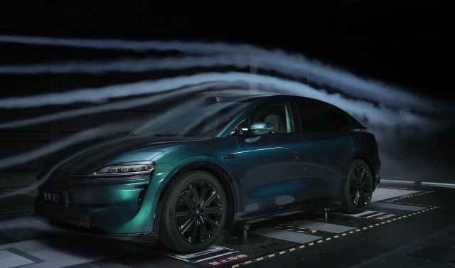 Luxeed R7 Pure Electric Ultra