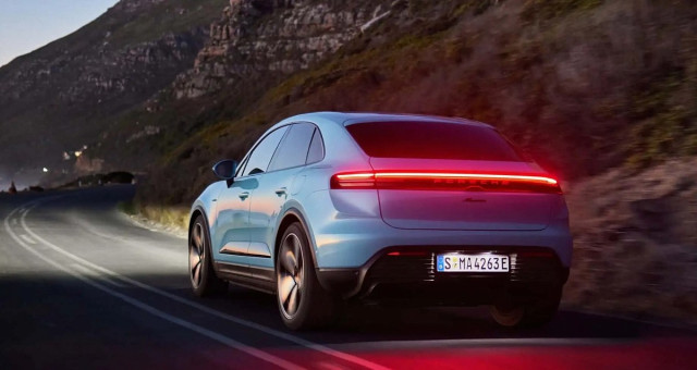 Porsche Macan EV