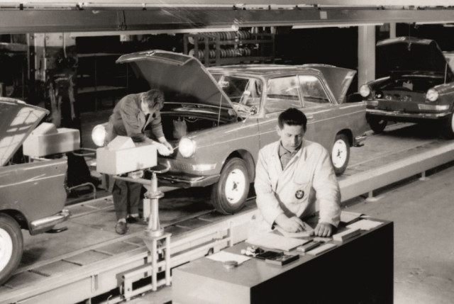 BMW 700, завод, 1962