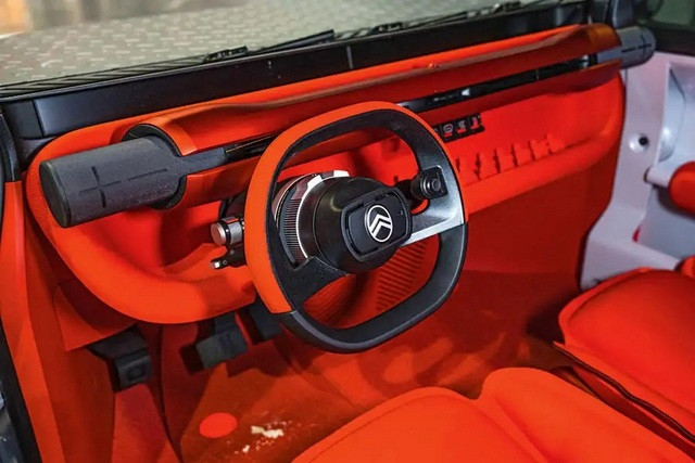 citroen-oli-prototype-drive-interior