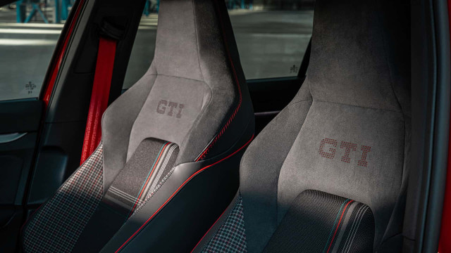 VW Golf GTI Edition 50 