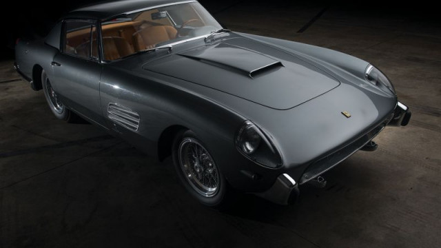 Classic_Sports_Car_Royal_Ferrari_Scottsdale_020-1