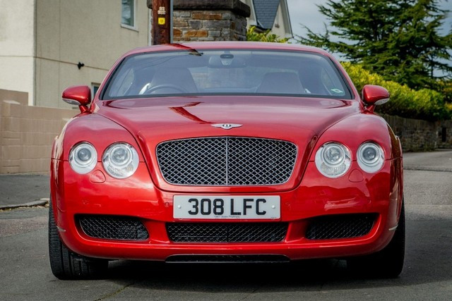 Bentley Continental GT на Елтън Джон-3