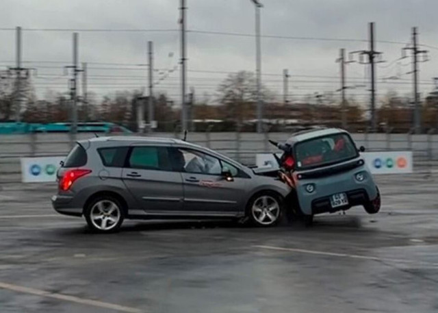 краш-тест, малки коли