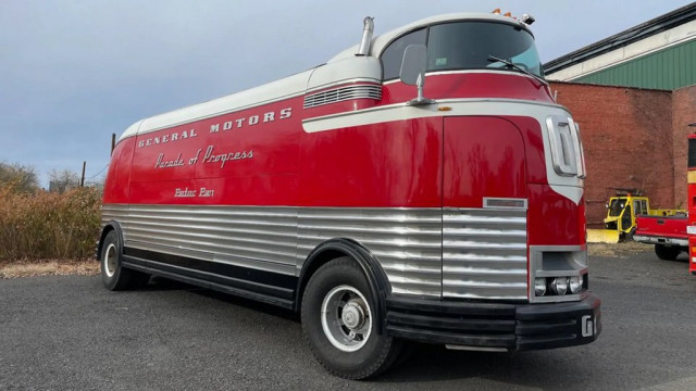 GM Futurliner