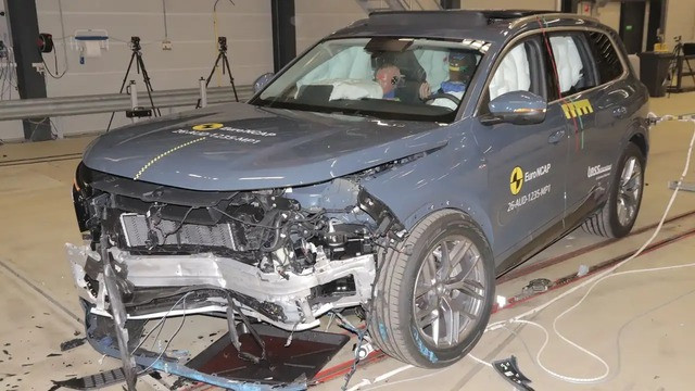 Audi Q7 crash test