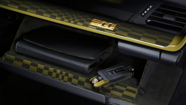 Porsche 911, 2025, тест драйв, Крит, Spirit 70, Carrera GTS