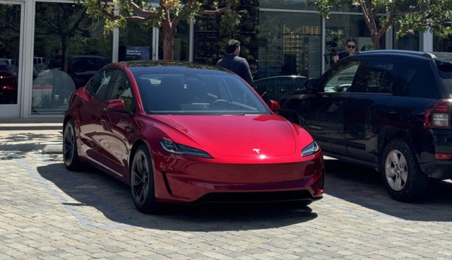 Tesla Model 3 Ludicrous
