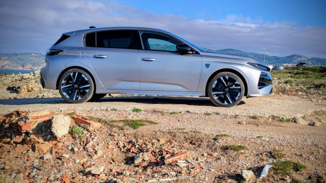 Peugeot 308, 2026, тест драйв