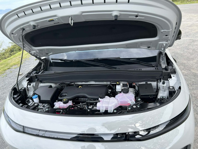 Leapmotor B10 Hybrid EV