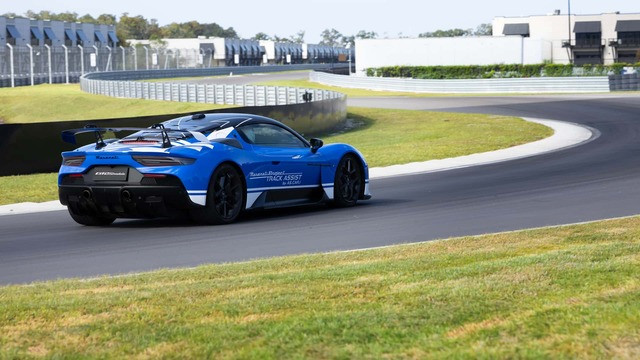 Maserati Track Assist 