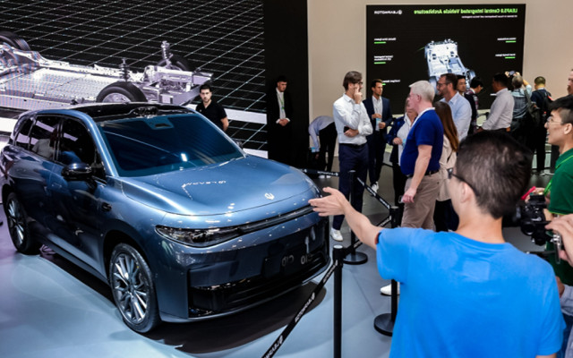 китайски производители