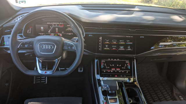 Audi S8, Audi SQ8, тест драйв
