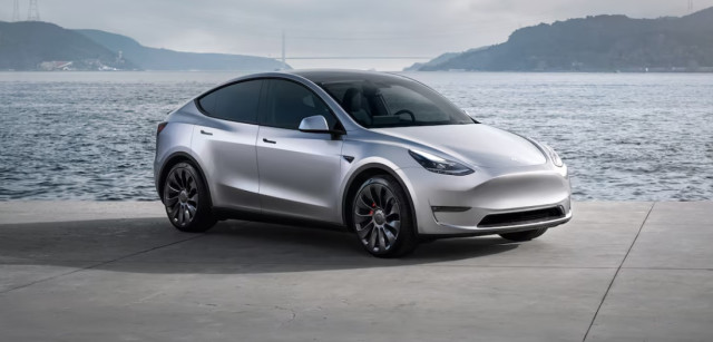 Model Y фейслифт