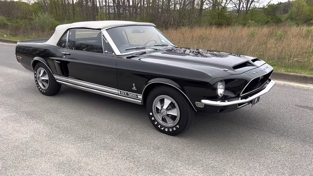 Raven Black 1968 Shelby Mustang GT350-3