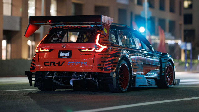 Honda CR-V Hybrid Racer