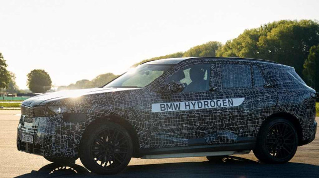 BMW iX5 Hydrogen