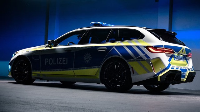Полицейско BMW M5 Touring 