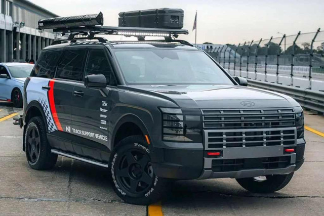Hyundai Palisade N Track Support Vehicle