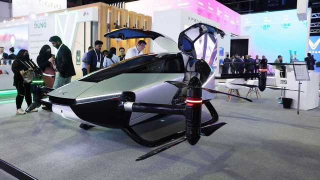 xpeng-x2-flying-car-at-gitex-global-2022