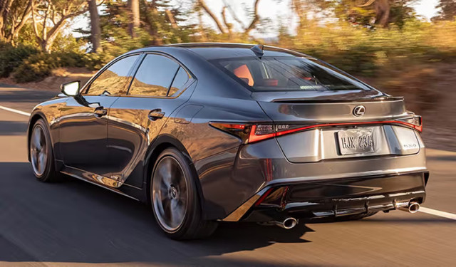 Lexus IS 350