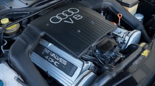 Audi V8 Avant 