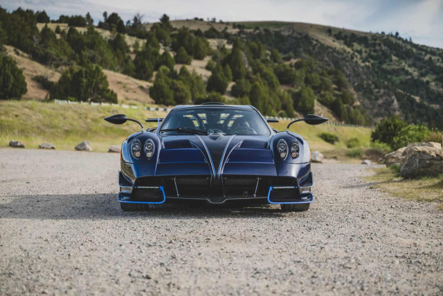 Pagani Huayra Roadster