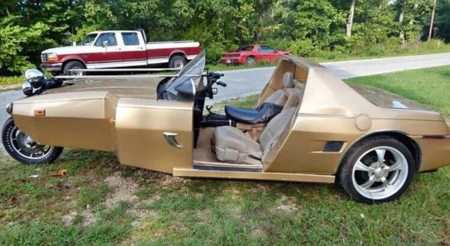 Триколка от Pontiac Fiero 