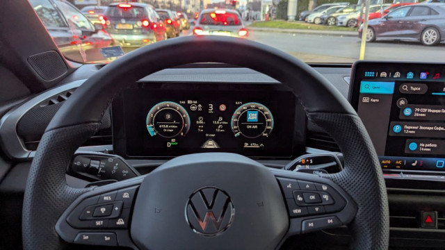 Volkswagen T-Roc 2026, тест драйв, 1.5 TSI MHEV R-Line