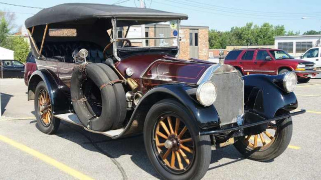 Pierce-Arrow Model 66