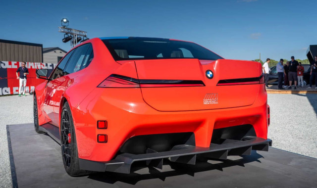 BMW M Concept Neue Klasse