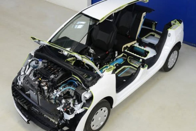 Peugeot HYbrid Air 