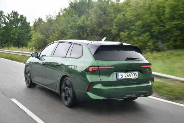 тестваме обновената Opel Astra