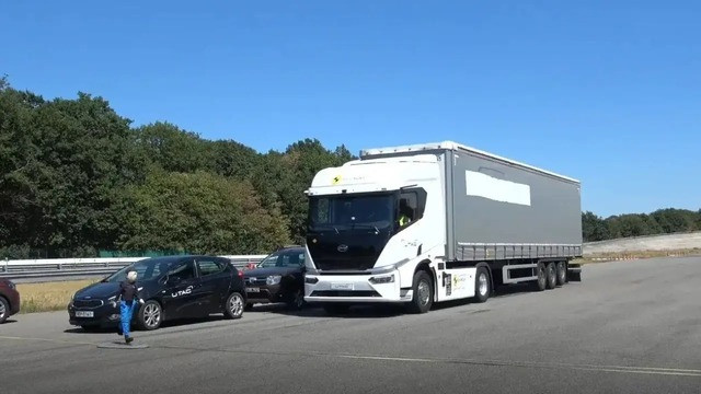 BYD ETT 44 