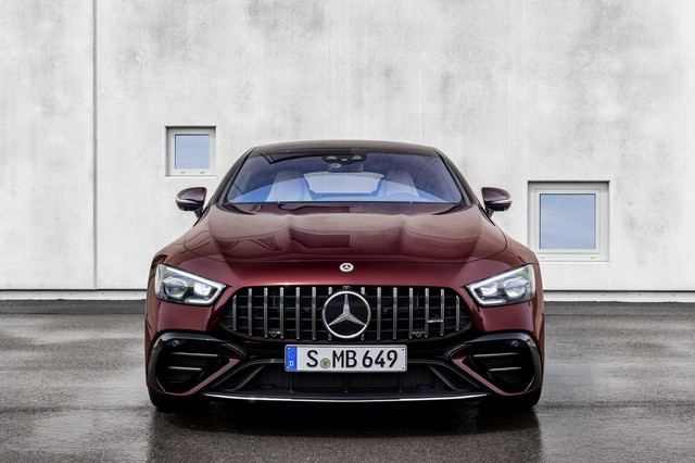 mercedes-recalls-27330-vehicles-over-misrouted-wiring-harness-fire-risk-noted_7.jpg