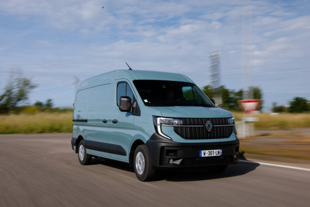 Renault Master 2024, тест драйв