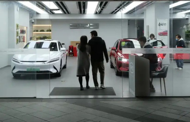 електромобили, продажби