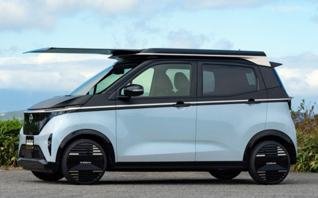 Nissan, соларен панел, зареждане