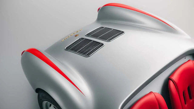 Porsche 550 Spyder Hedley Studios