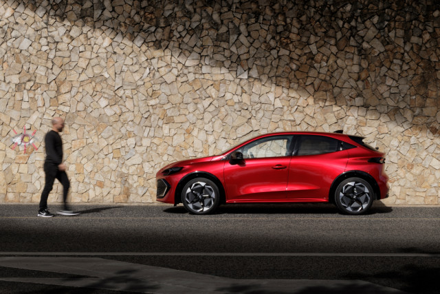 Renault Clio 2026, тест драйв