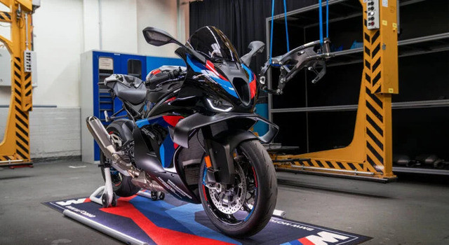 BMW M 1000 RR 2027