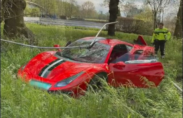 Ferrari 488 Pisja катастрофа