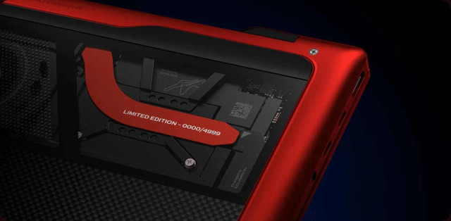 HP Limited Edition Scuderia Ferrari AI PC