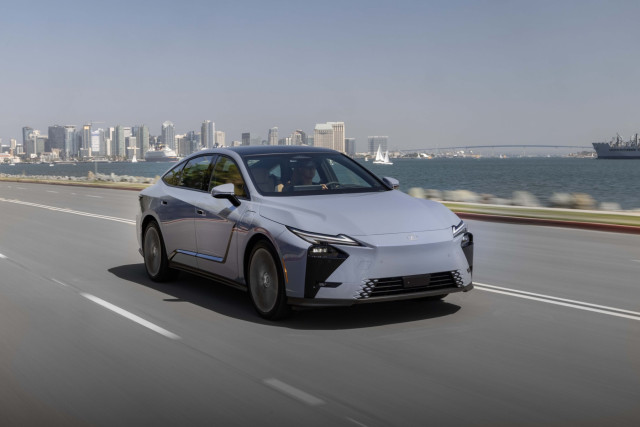 Lexus ES