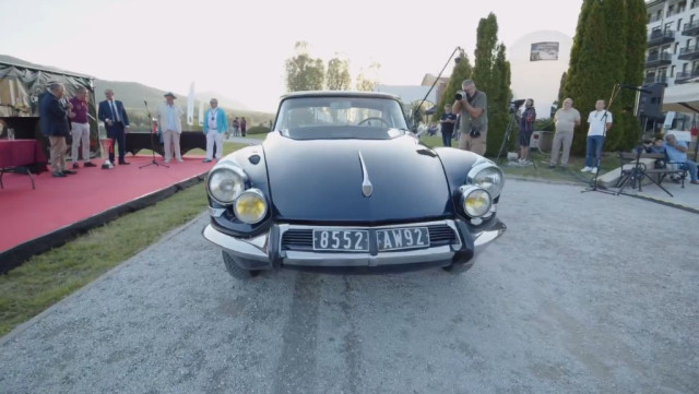 Citroen DS 21 Le Dandy Chapron, Конкурс за елегантност, Drustar