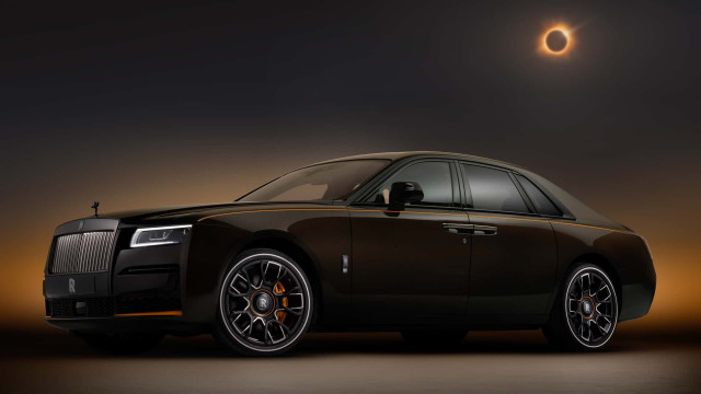 Rolls-Royce Ghost Black Badge Ékleipsis Private Collection