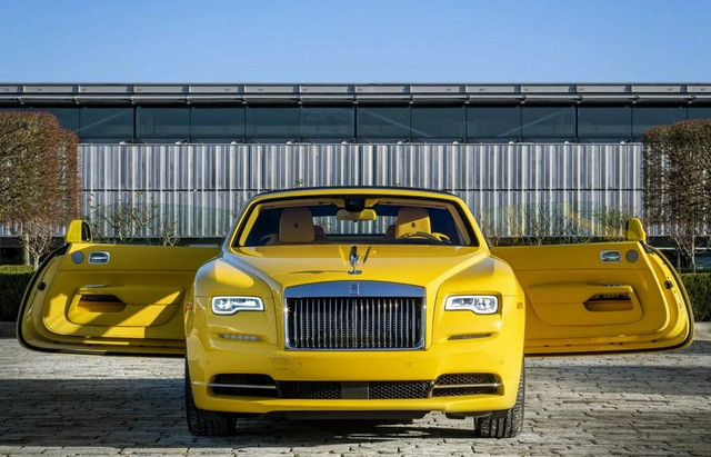 Rolls-Royce-Dawn-Fux-Bright-Yellow-FInal-US-Bespoke-Commission-1-1536x1536