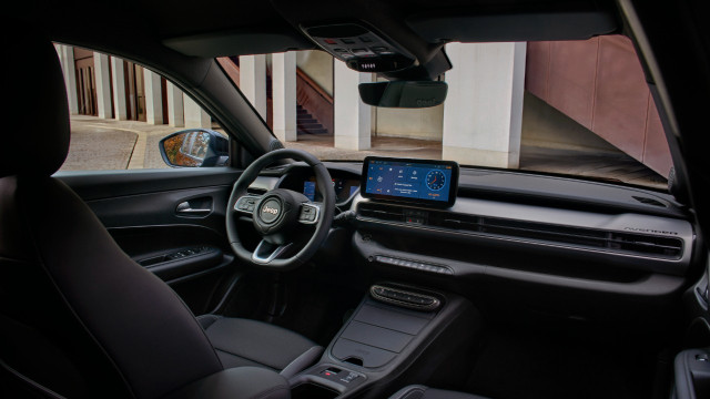 Jeep Avenger Black Edition-1