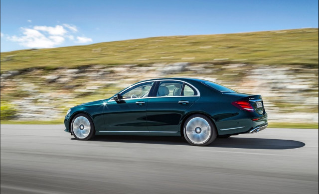 Mercedes E-Class W123 на старо