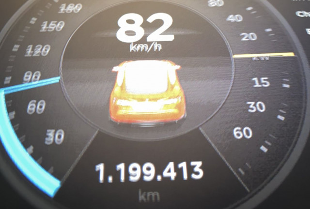 Tesla Model S 1000000 km 3